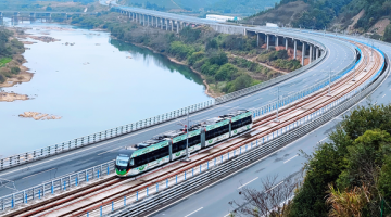 賽思x武夷有軌電車｜國首條獨立路權(quán)旅游觀光有軌電車線路開運，賽思助力北斗時鐘